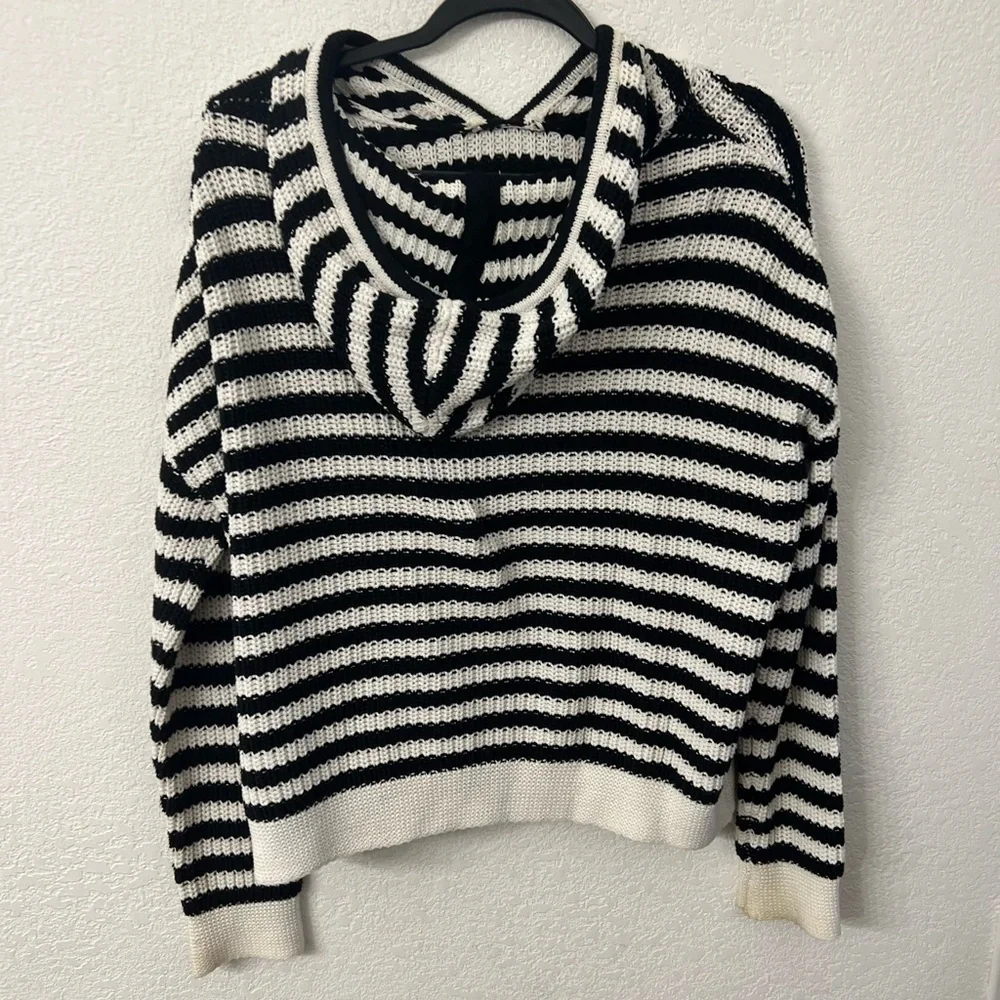 Workshop Republic black & white hooded sweater womens size large - Picture 6 of 6